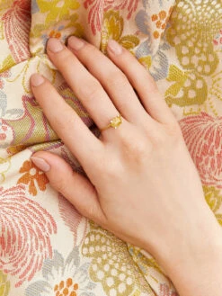 "Ipanema " Gold, Sapphire And Diamonds Ring -Nanis Sales AS10 576