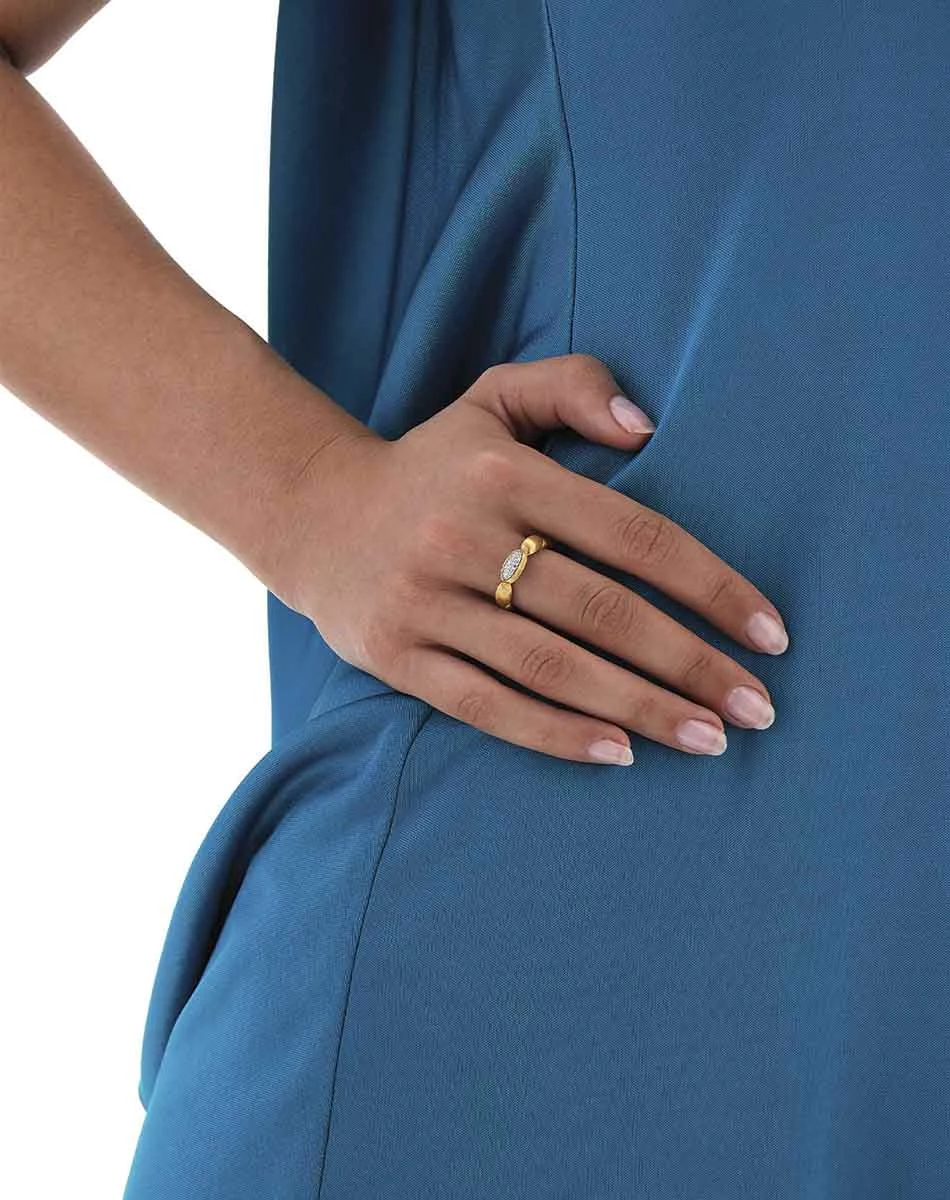 "Diva" Gold And Diamonds Pavé Ring 4 "Diva" Gold And Diamonds Pavé Ring - Image 2